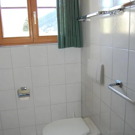 Londadusa Parterre Apartment *
