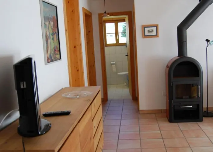 Londadusa Parterre Apartment Rueras